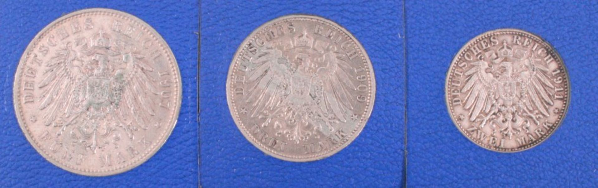 3 Münzen Kaiserreich, Bayern2 Mark 1911, Prinzregent Luitpold, Jubiläum.3 Mark Bayern 1909, König - Image 2 of 2