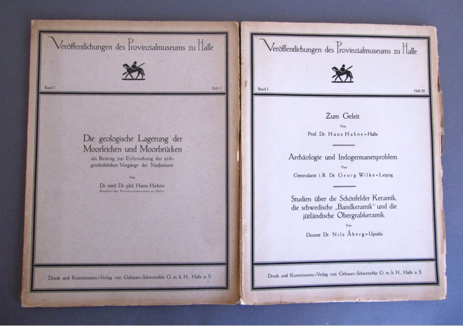 2 Archäologische BücherHeft I - Die geologische Lagerung der Moorleichen undMoorbrücken als