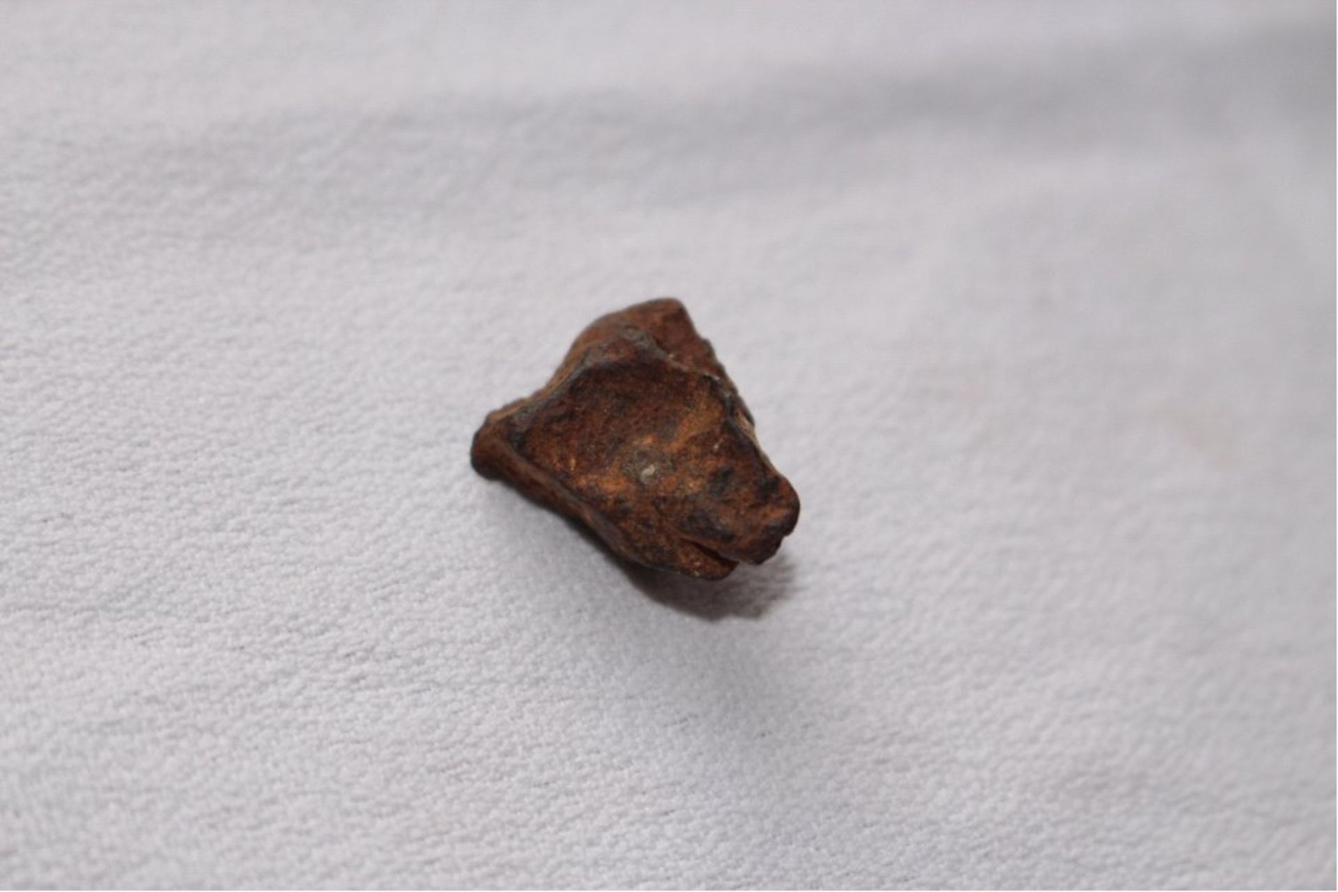 Agoudal (Imilchil) Eisenmeteorit aus MarokkoFundort: Marokko, Atlas Gebirge, Gebiet von - Bild 3 aus 3