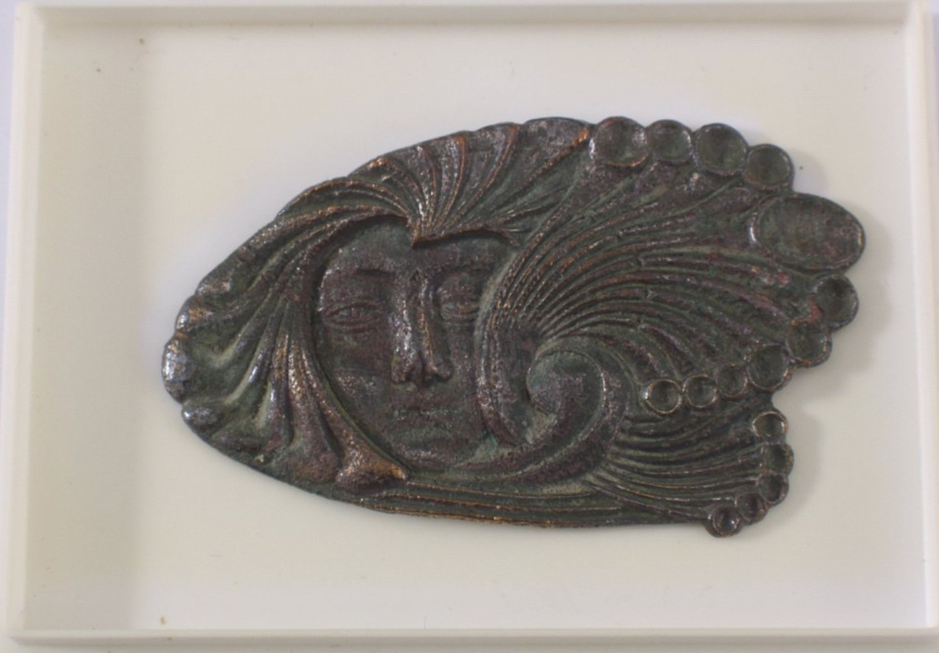 Jugenstil Brosche / Applikation aus Bronzeca. L 6,0 cm