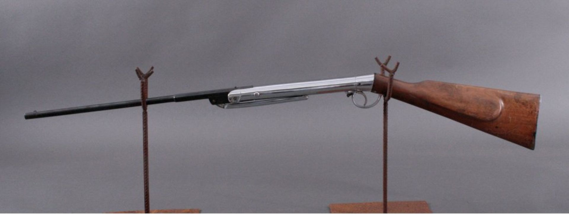 Luftdruckgewehr um 1910Hersteller Quakenbusch, Knicker für Diabolo oder Kugeln,Nussholz-