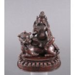 Skulptur der Göttin Mahakala, TibetBronze, auf Fabeltier sitzende Mahakala, Lotusthron,2-teilige