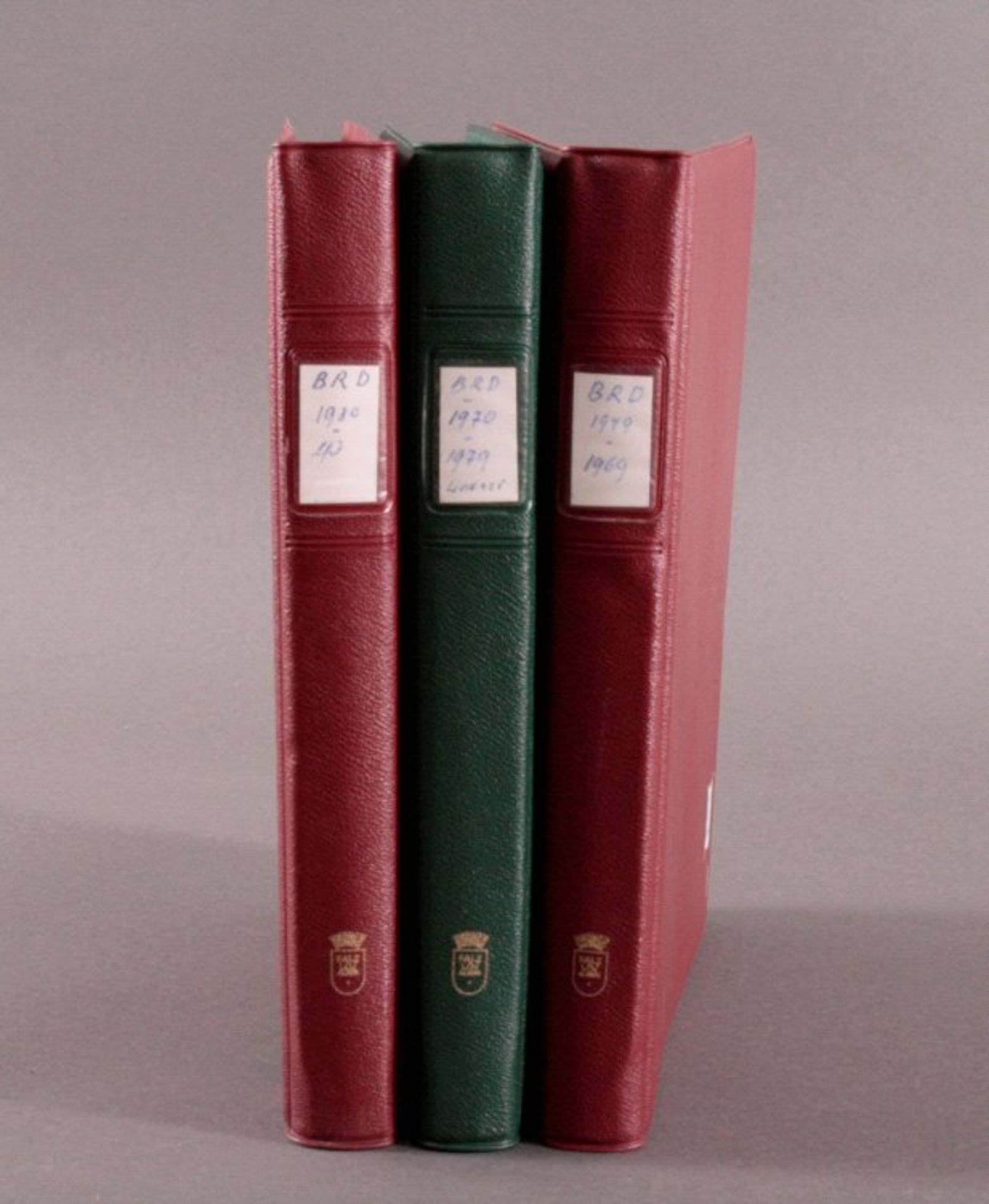 BUND 1949-1986sehr saubere postfrische Sammlung auf LINDNER -Falzlosblättern mit 3 Ringbindern. In