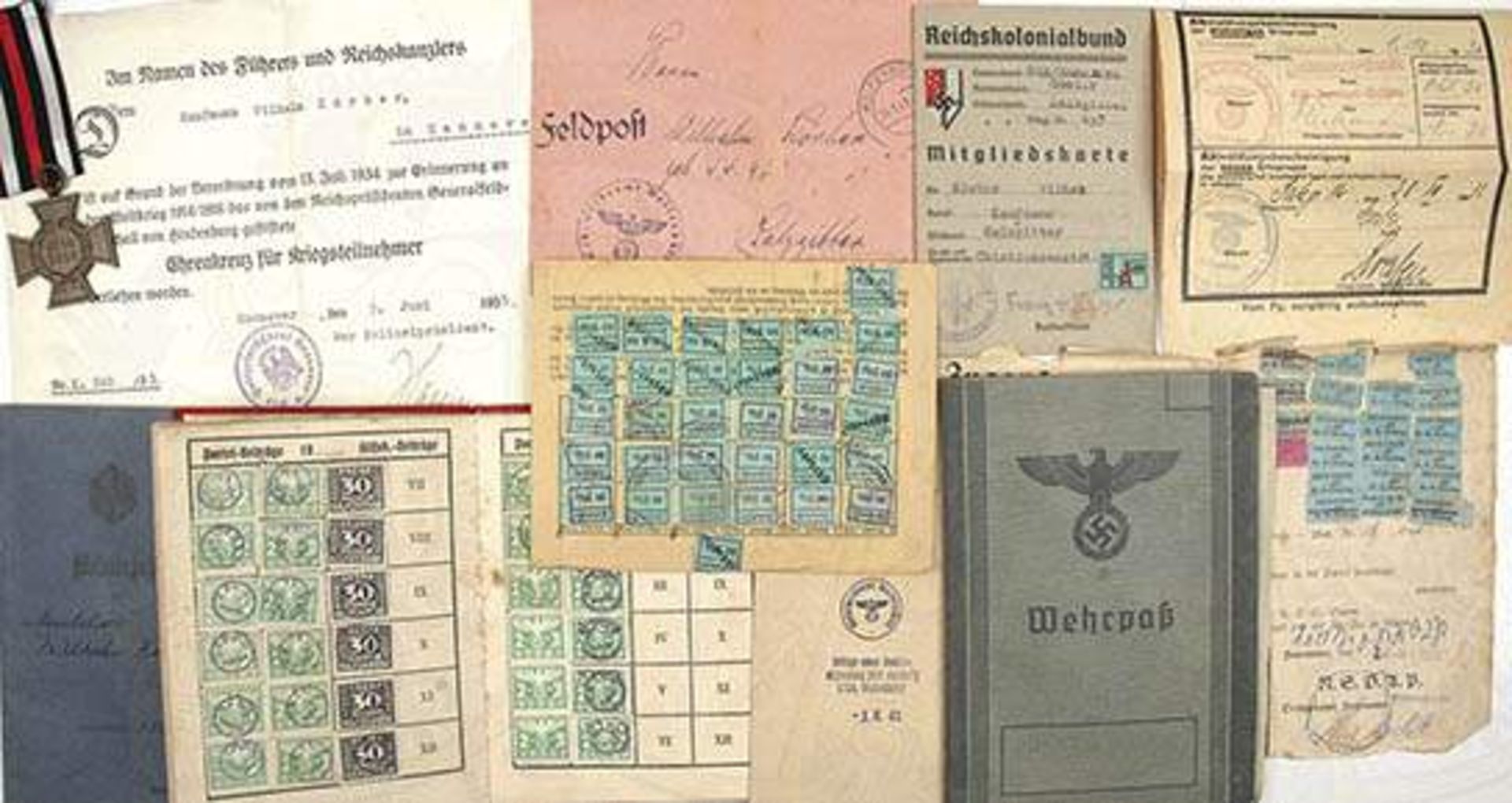 AUSWEISGRUPPE: NSDAP-Mitgliedsbuch u. Bescheinigungen; Wehrpaß m. Standardeinträgen; Militärpaß 1.