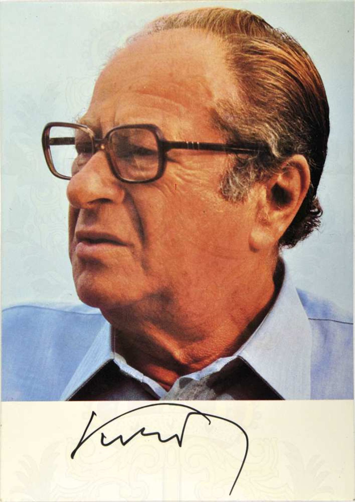 KREISKY, BRUNO, (1911-90), österr. Bundeskanzler 1970-83, OU auf farb. Autogrammkarte, AK-Format,