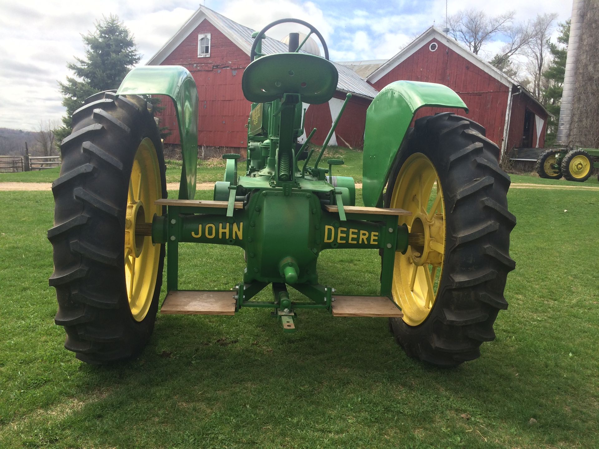 1937 John Deere A, new rubber all around, unstyled newer restoration - Image 4 of 5