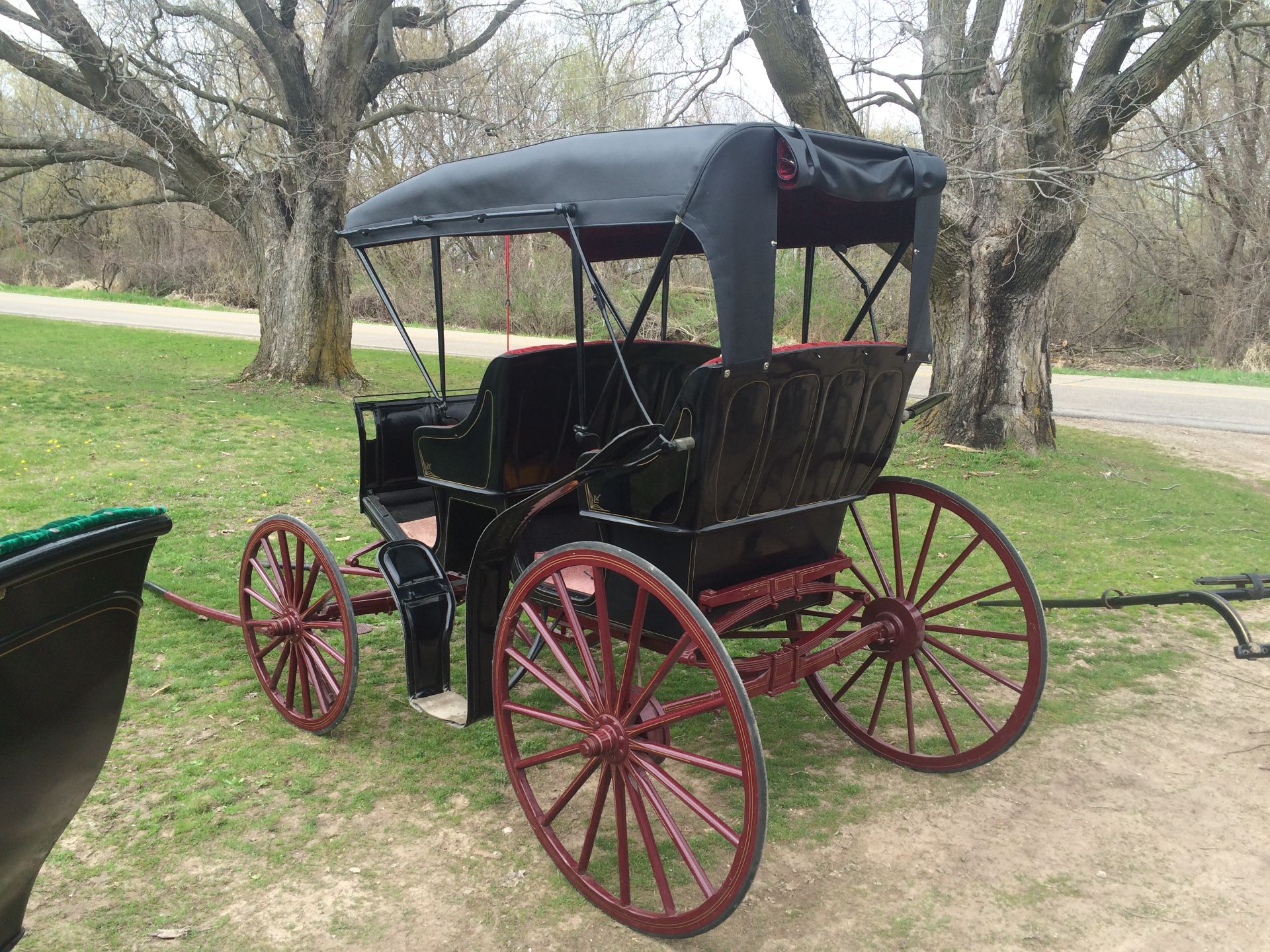 2 Seat Indiana Buggy w/ hyd brakes - Image 5 of 10