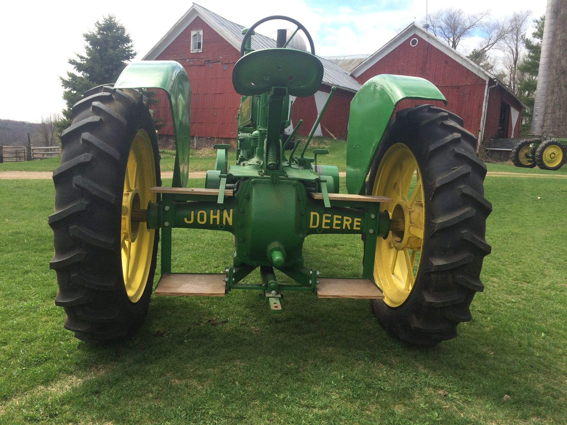 1937 John Deere A, new rubber all around, unstyled newer restoration - Image 3 of 5