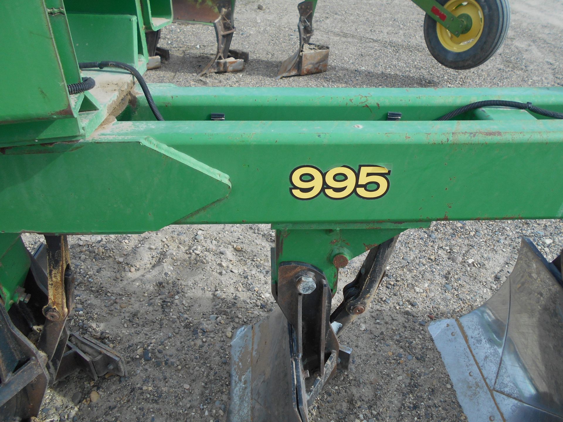 5, JD 995 6 bottom switch plow - Image 2 of 5