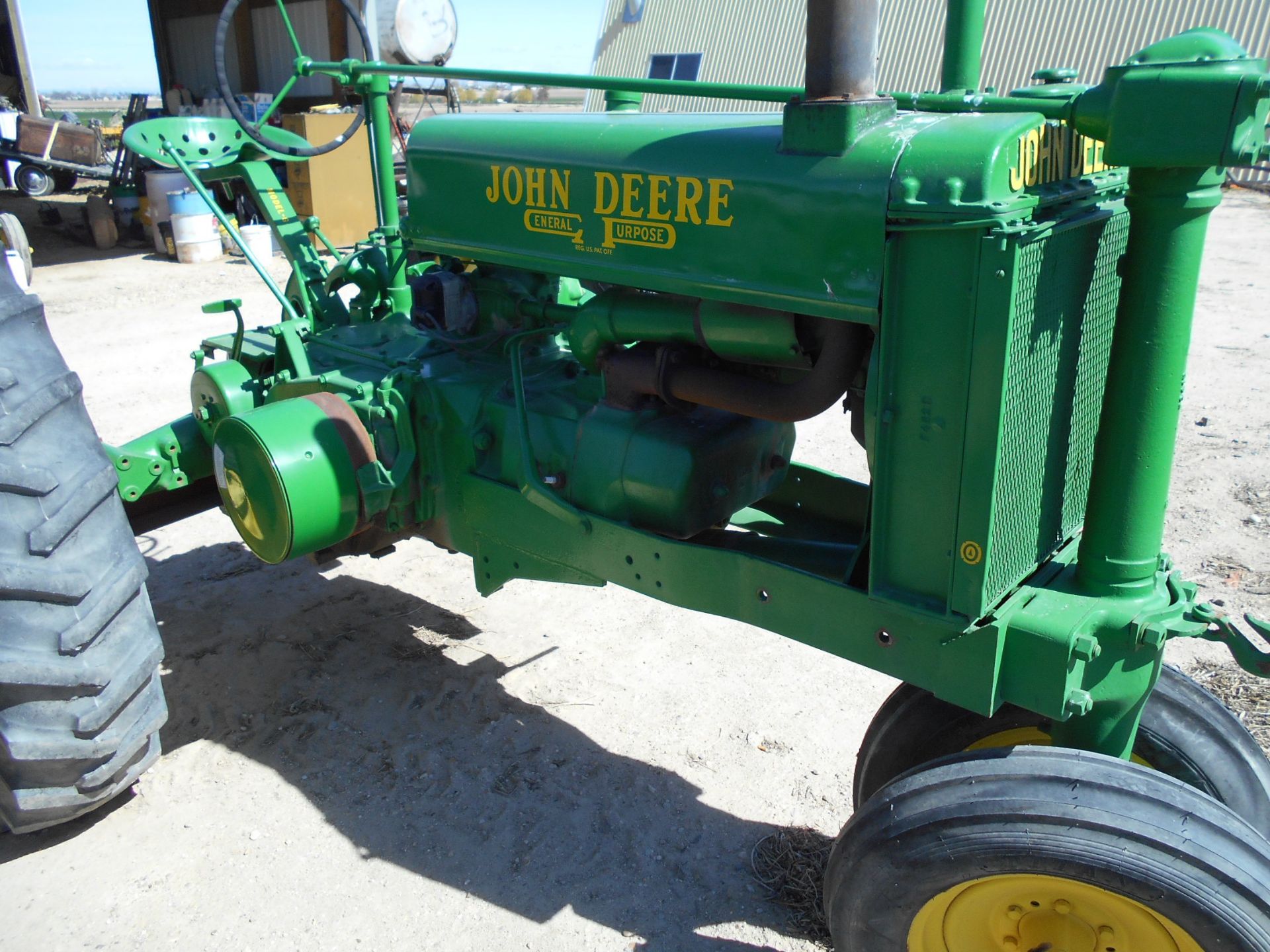 JD TRACTOR - Image 4 of 5