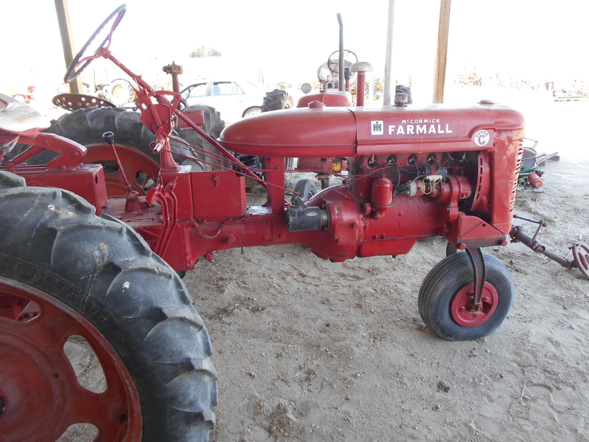 FARMALL TRACTOR - Image 5 of 6