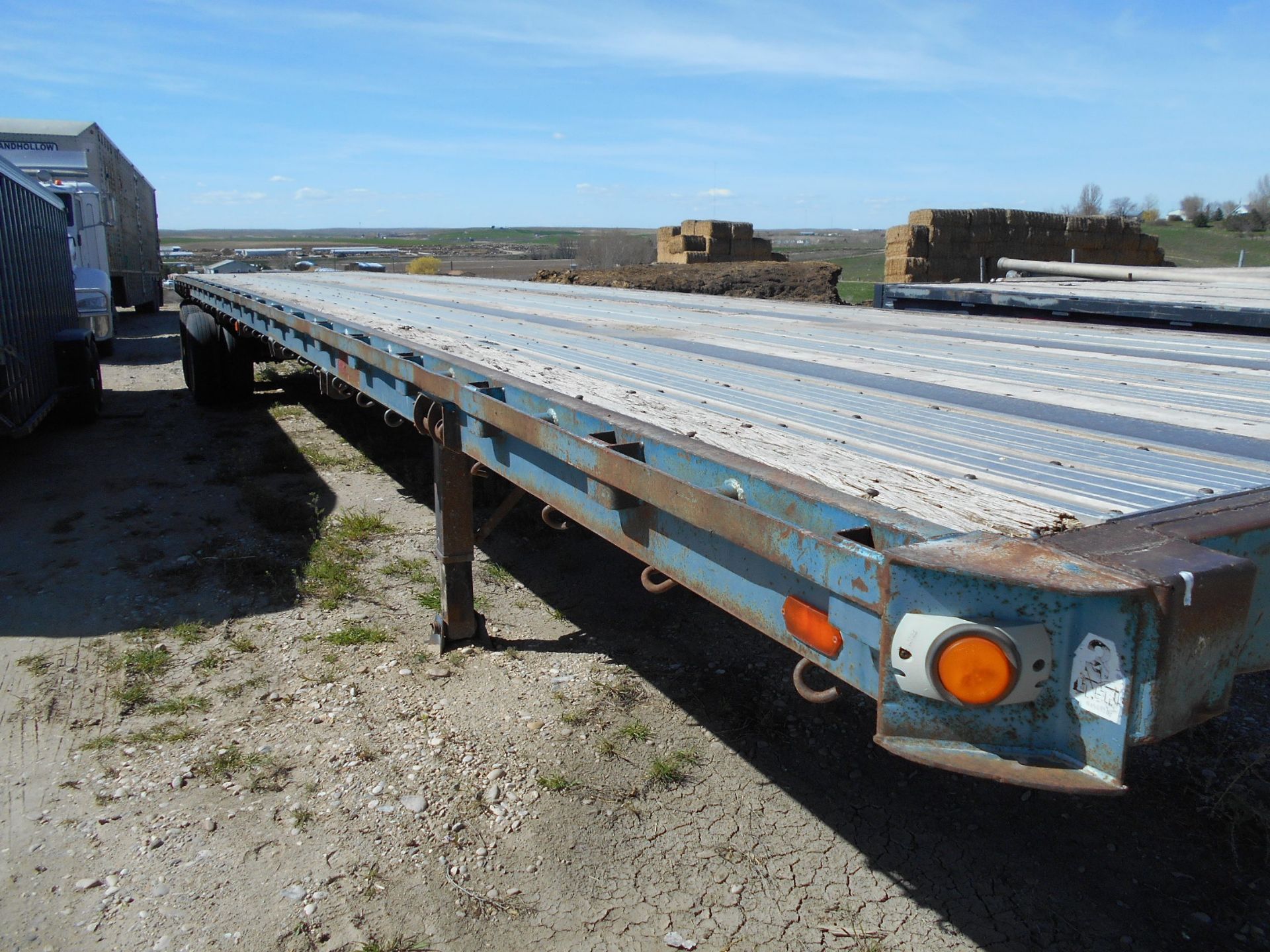 48' flatbed semi trailer