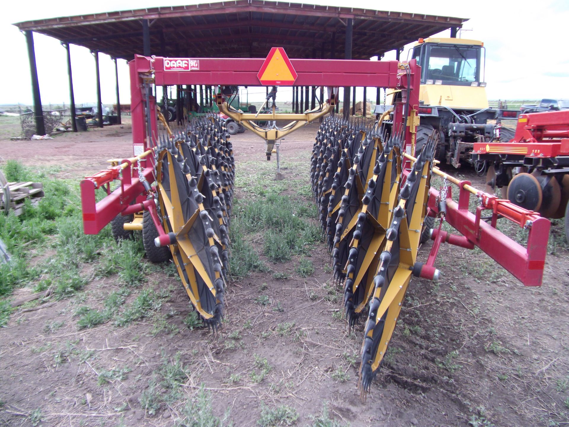 Darf 917 17 wheel hay rake x con. - Image 2 of 4