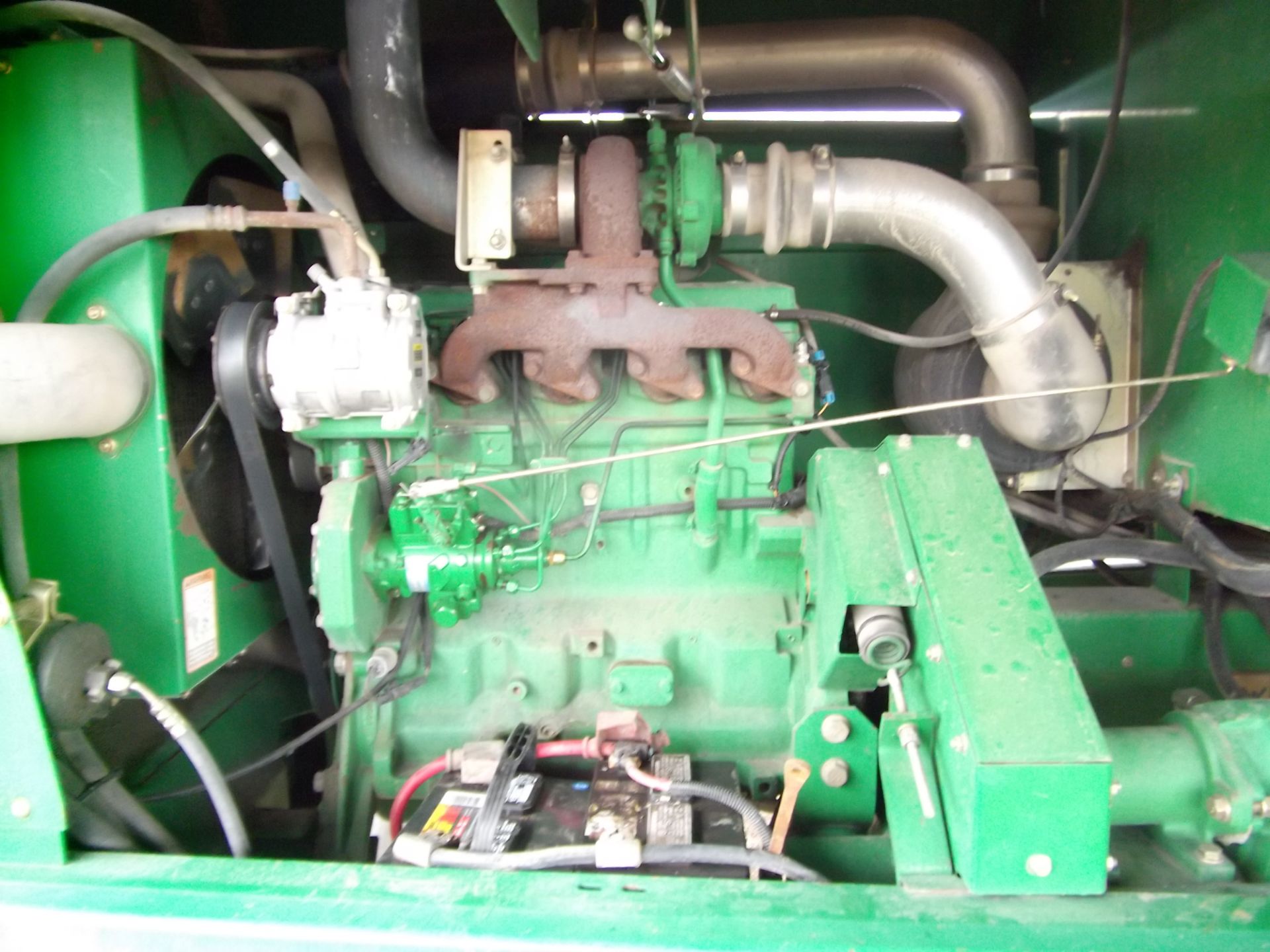 JD 4890 swather w/16' 890 power Reverser head 2776 hrs. - Image 8 of 8