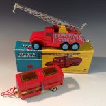 Corgi Major Toys - Chipperfield's Circus 1121 Crane Truck, boxed; a conforming animal cage trailer,