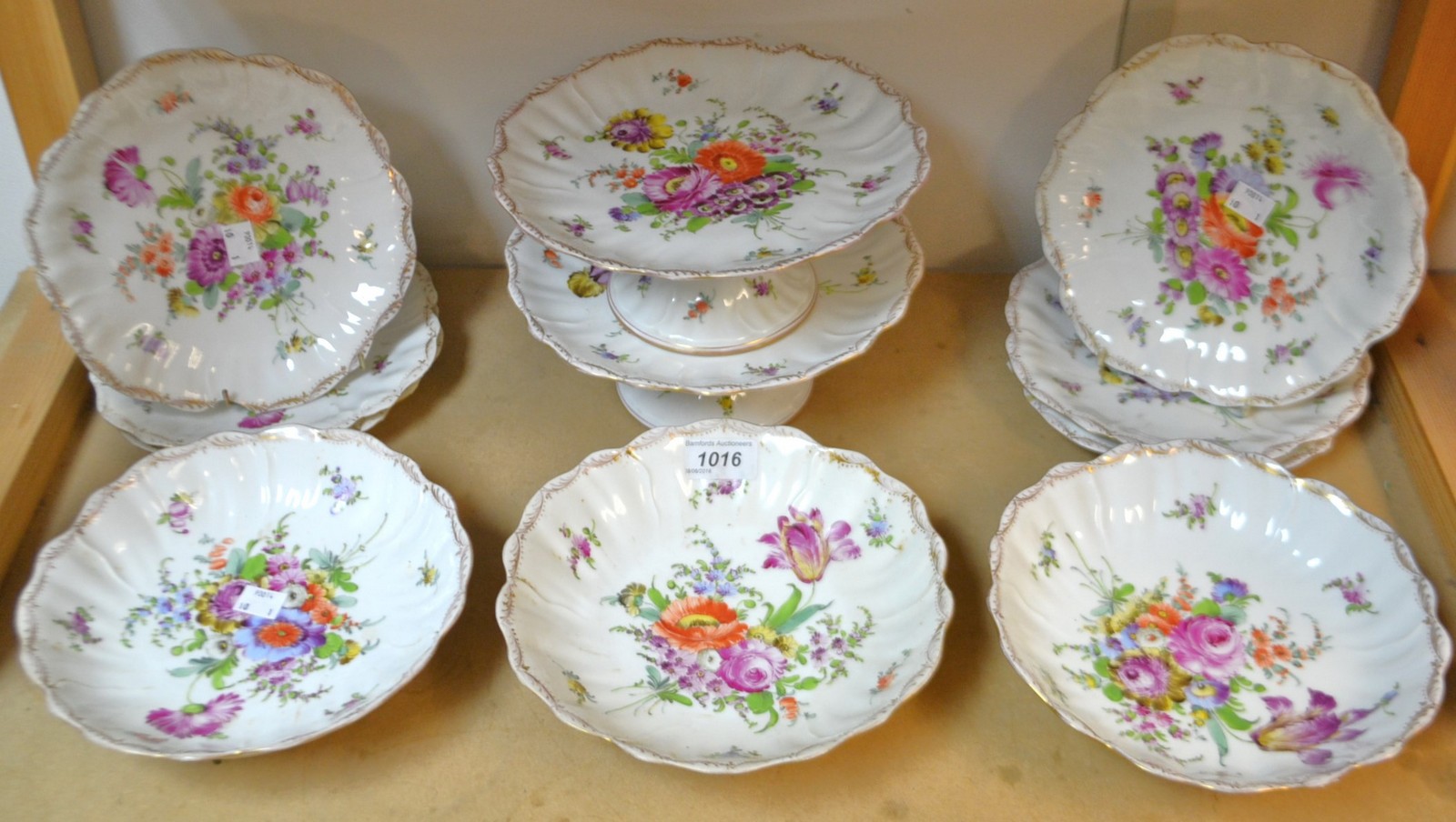 A Dresden dessert service for six comprising a pair of comports,