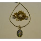 An opal pendant,