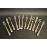 A set of six silver hafted kings pattern fish flatware