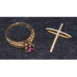 A 9ct gold and amethyst ring;