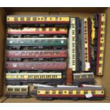 Railway OO Gauge - 16 coaches,