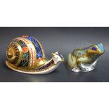 A Royal Crown Derby paperweight, Garden Snail, gold stopper, limited edition 1366/4,500,