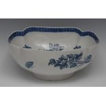 A Worcester Pomegranate quadrilobe vegetable dish, printed in underglaze with blue with pine cones,