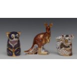 A Royal Crown Derby paperweight, The Australian Collection Kangaroo, limited signature edition,