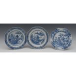 An 18th century Chinese octagonal plate, decorated in underglaze blue with pagoda,