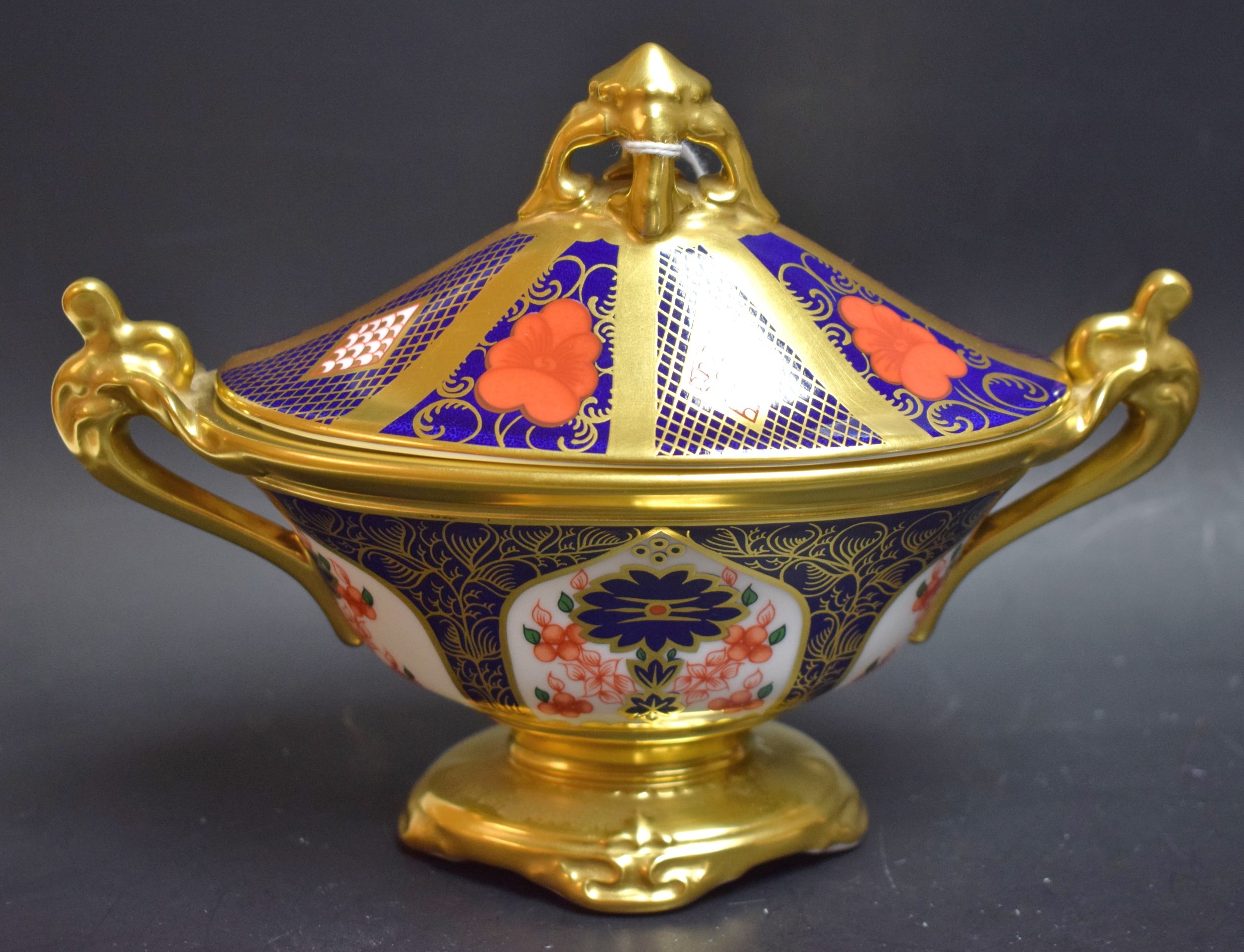 A Royal Crown Derby 1128 pattern oval vase and cover