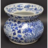 A Chinese bowed circular spittoon,