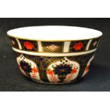 A Royal Crown Derby 1128 pattern Imari bowl