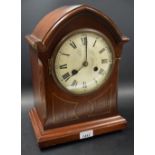 An Edwardian mahogany mantel clock, c.