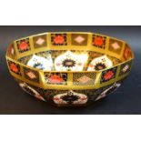 Royal Crown Deby 1128 octagonal bowl 20cm,