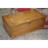 A late Victorian pine blanket box