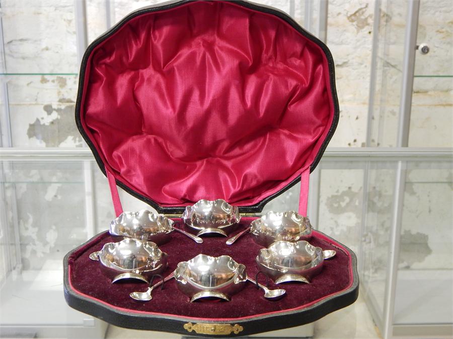 Silver Salt Set - six dishes and spoons - Birmingham - Maker - JT & JMM ~ - Image 3 of 4