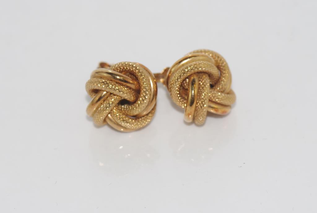 9ct yellow gold textured knot earrings weight: approx 3 grams