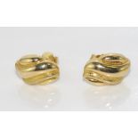 Pair of 18ct gold earrings weight approx: 5.32 grams