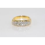 18ct yellow gold antique style diamond ring (centre 0.39ct) TDW=1.00 ct H, SI2, weight: approx 6.