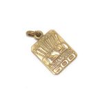 Rare 14ct gold Indianapolis 500 pendant weight: approx 3.3 grams