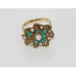 Hallmarked 9ct gold turquoise & faux pearl ring (one stone missing), weight: approx 6.7 grams, size: