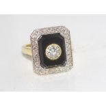 18ct gold onyx and diamond ring weight: approx 9.3 grams, size: N/6-7