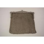 Sterling silver mesh purse stamped 925, 18 cm wide, 17 cm long