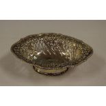 Sterling silver bon bon dish with pierced floral decoration, hallmarked London 1895, 15 cm long, 110