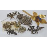 Quantity floral theme brooches / fur clip including silver