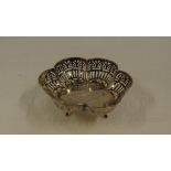 Sterling silver tri footed pierced bon bon dish hallmarked Birmingham 1908, (Henry Matthews),14 cm