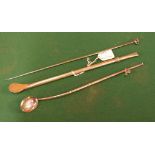 Two spoon straws & a skewer including silver, 16cm long (skewer) approx.