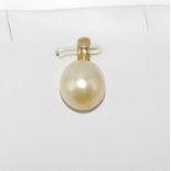 9ct gold and golden South Sea pearl pendant pearl 12-13mm