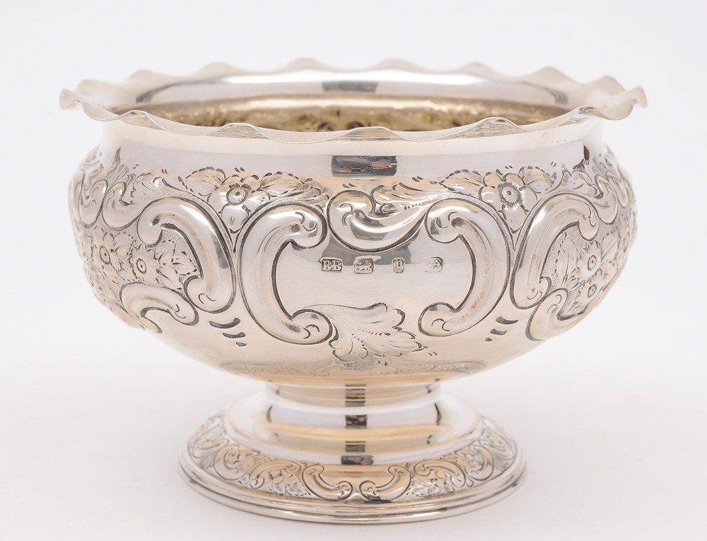 A Victorian silver rose bowl, maker Barker Bros, Birmingham,