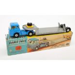 A Corgi 1131 Bedford 'Carrimore' detachable axle machinery carrier:,