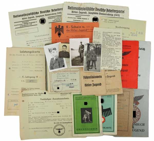 3.1.) Urkunden / Dokumente Dokumenten- und Ausweis-Nachlass des SS-Sturmmann der SS-Nachrichten-